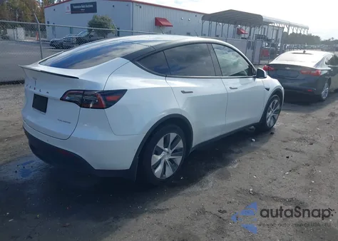 2022 Tesla Model Y Long Range Dual Motor All-Wheel Drive from USA, damaged, VIN 7SAYGAEE9NF365927